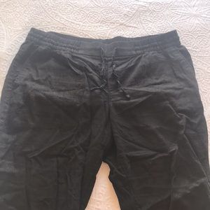 Old navy cropped linen pants black L